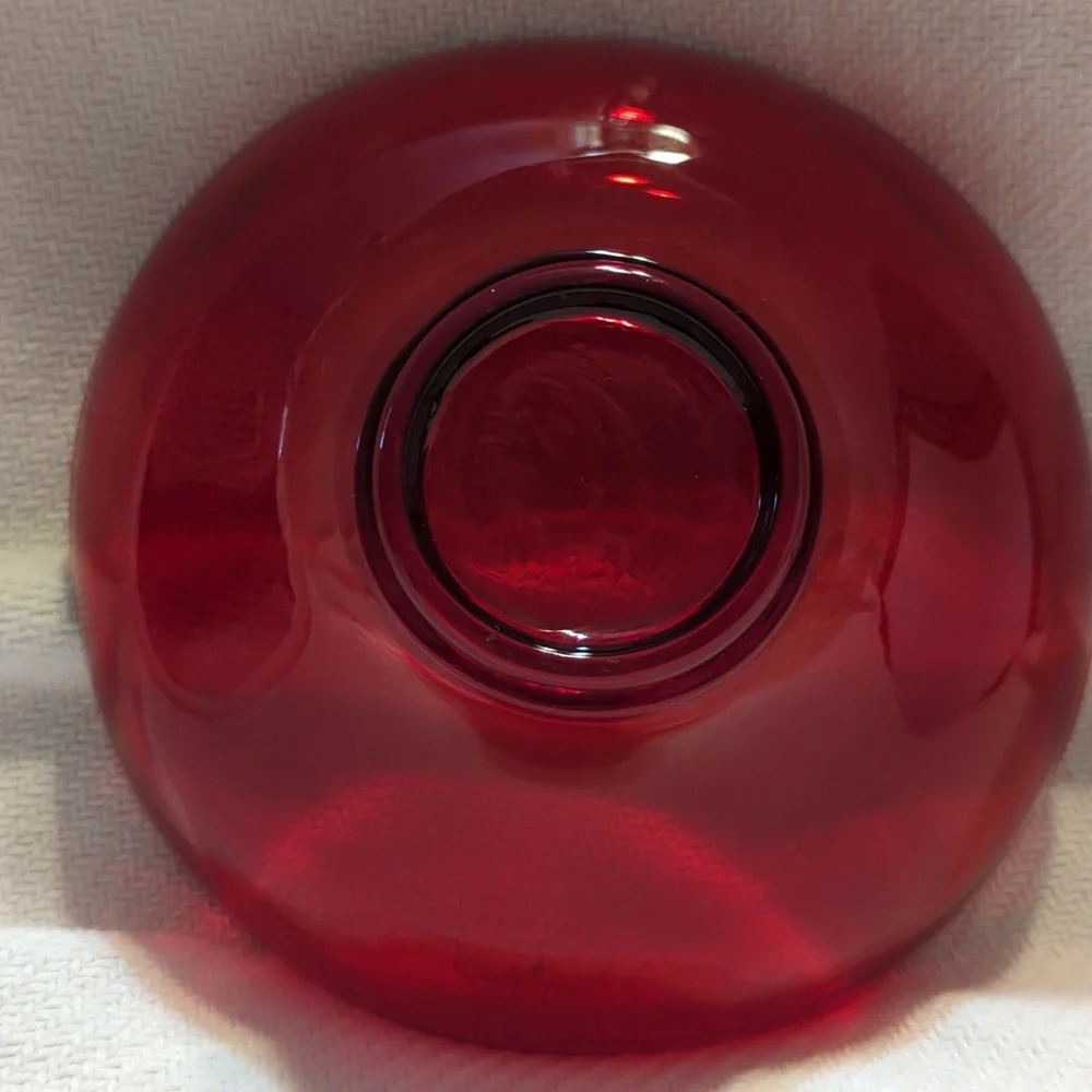 Red Viking scalloped edge‎ glass bowl